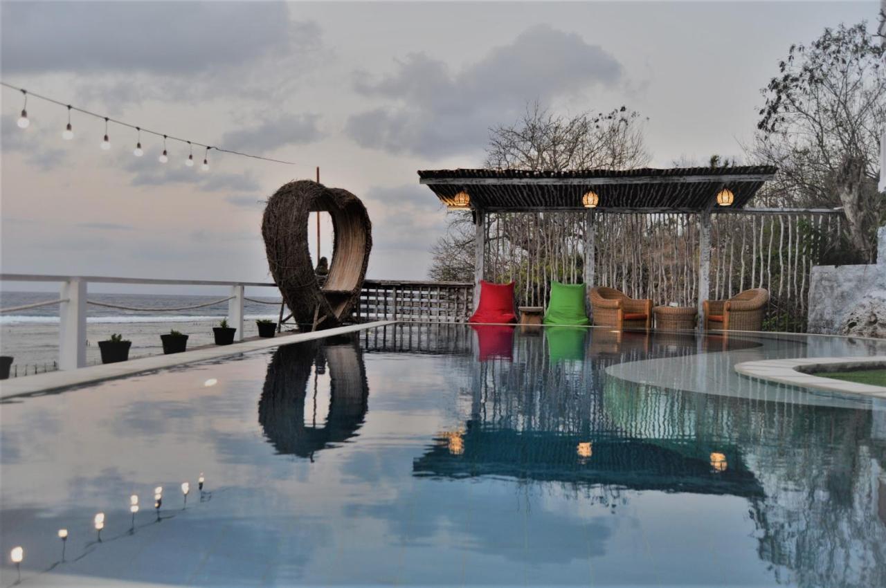 Ocean Terrace Suite And Spa Luxury Batununggul ภายนอก รูปภาพ